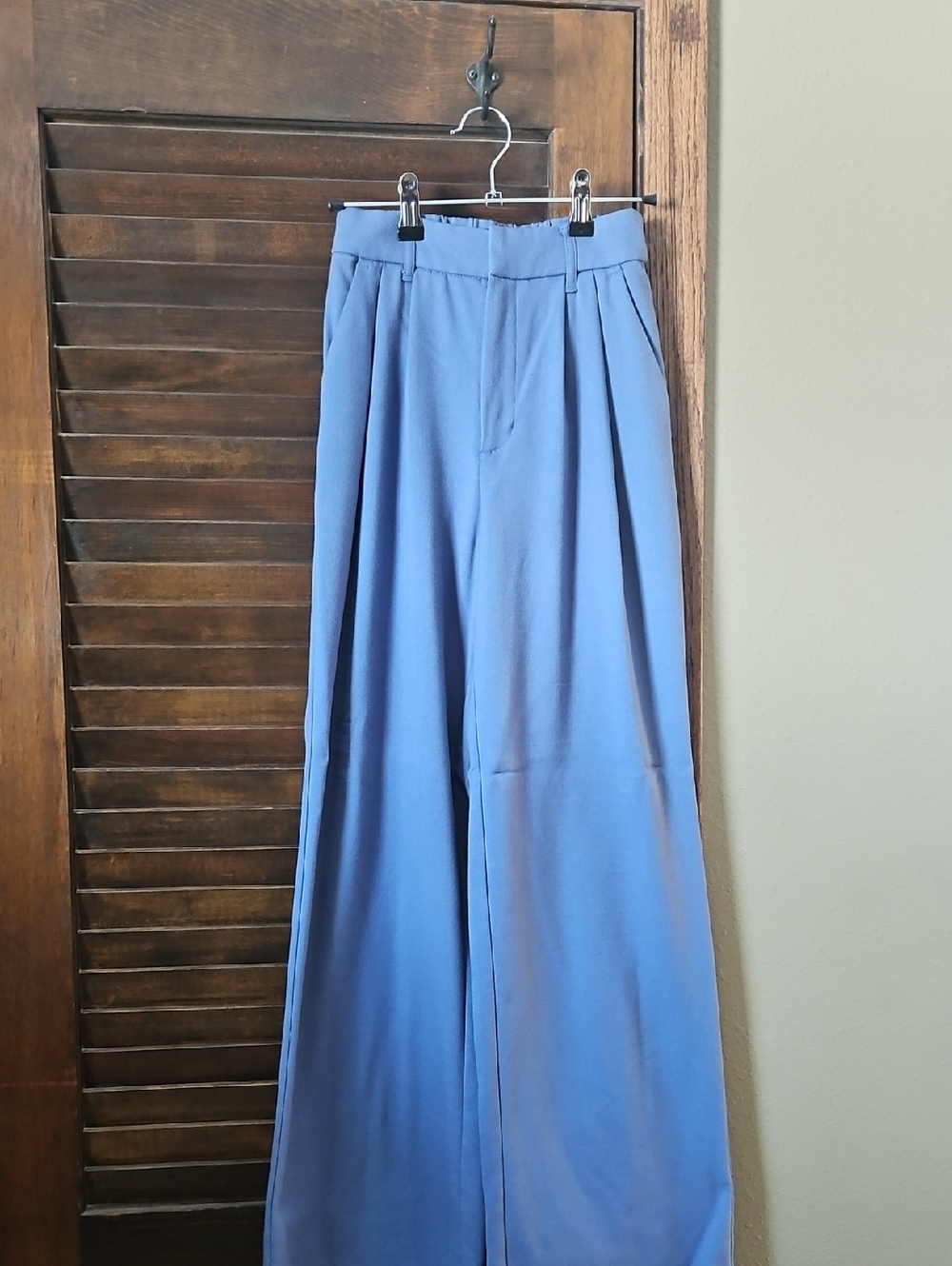 Hollister Ultra High Rise Livvy Wide-Leg Trousers in Dusty Blue
